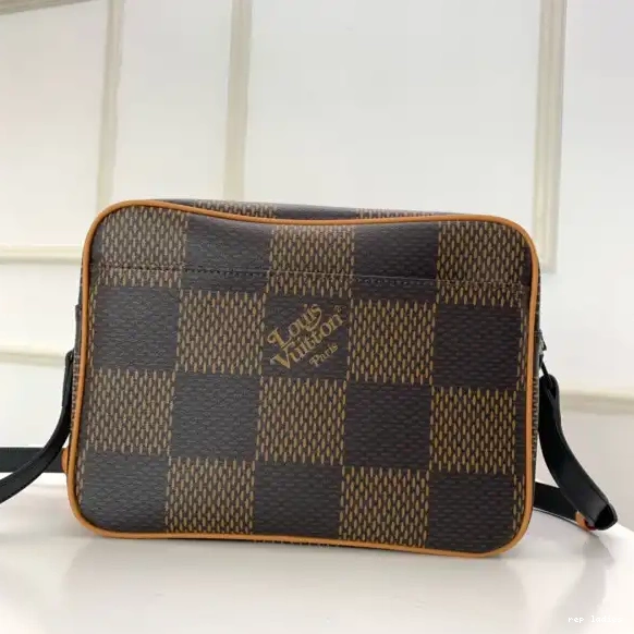 Fake Louis Bags VUITTON AMAZONE LOUIS MESSENGER NANO 0501